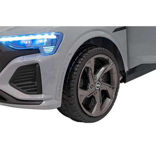 Autko na akumulator dla dzieci Audi SQ8 Szary BRD-2168.SZA